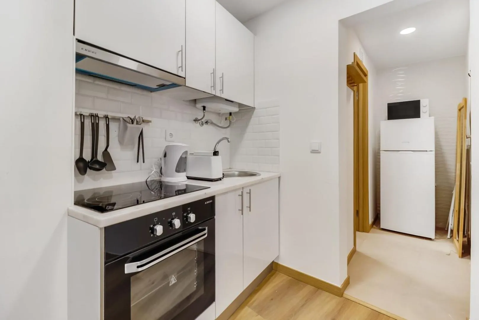 Apartment Cosy Studio Heart Of Santos - Ac | By Airnest Lisbon Portugal