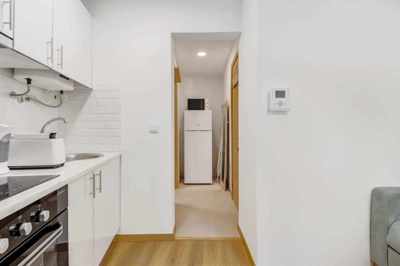 Cosy Studio Heart Of Santos - Ac | By Airnest Lisbon Apartment